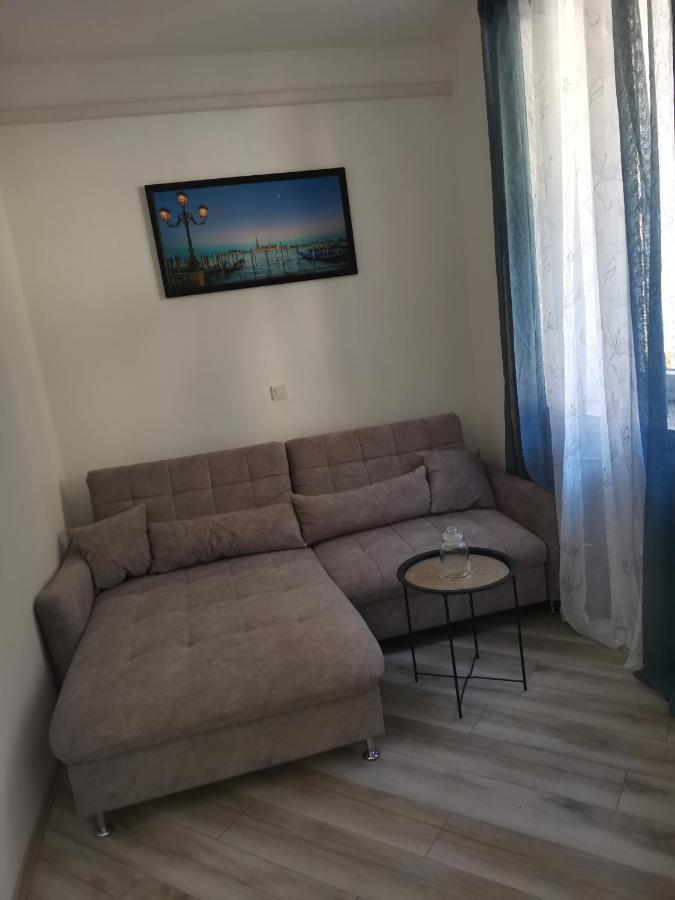 Studio Apartman Kristina Apartment Pula Exterior foto